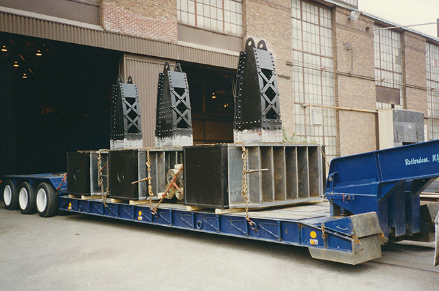 Trunion Pin Supports
